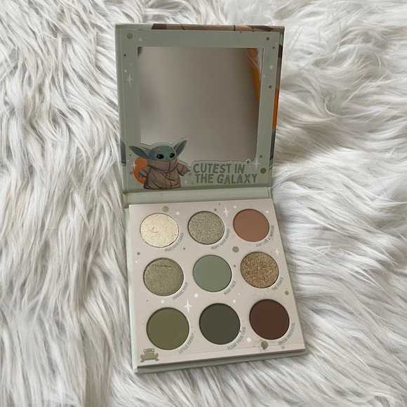 Colourpop The Child Baby Yoda eyeshadow palette Star Wars Mandalorian - Picture 4 of 4